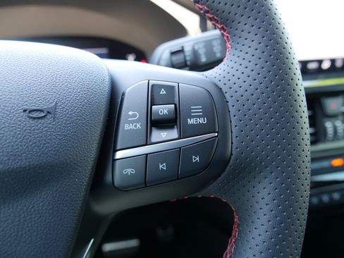 Used 2023 Ford Escape ST-Line w/ Tech Pack #1 image 21