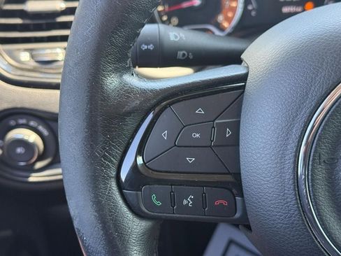 Used 2017 Jeep Renegade Altitude AWD/4WD image 20