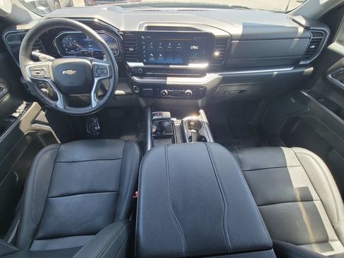 Used 2023 Chevrolet Silverado 1500 LTZ w/ Technology Package AWD/4WD image 19