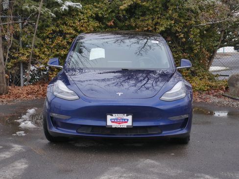 Used 2019 Tesla Model 3 Standard Range image 21