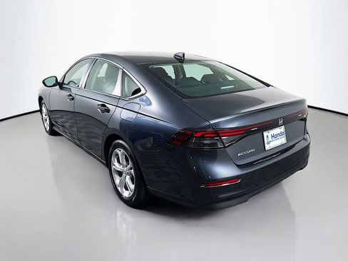Certified 2023 Honda Accord LX image 5