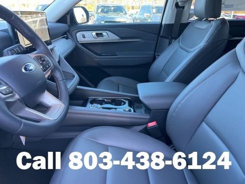 New 2026 Ford Explorer Active w/ Active Comfort Package image 9