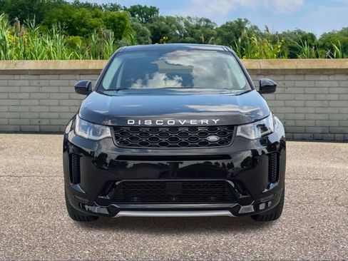 New 2025 Land Rover Discovery Sport S image 2