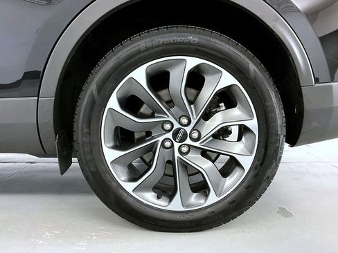 Used 2022 Lincoln Nautilus Reserve AWD/4WD image 22