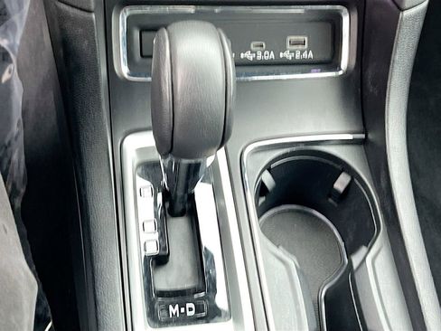 Used 2024 Subaru Ascent Limited w/ Technology Package image 17