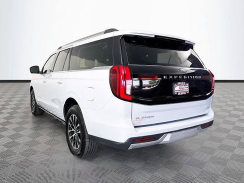 Certified 2025 Ford Expedition Max Platinum AWD/4WD image 5