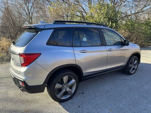 Used 2019 Honda Passport Touring image 5