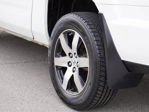 Used 2014 Honda Ridgeline SE image 8