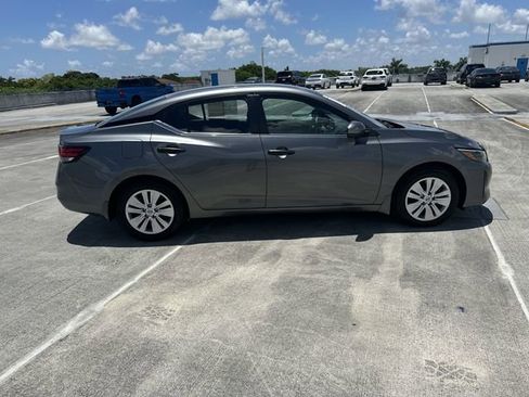 Used 2025 Nissan Sentra S FWD image 14