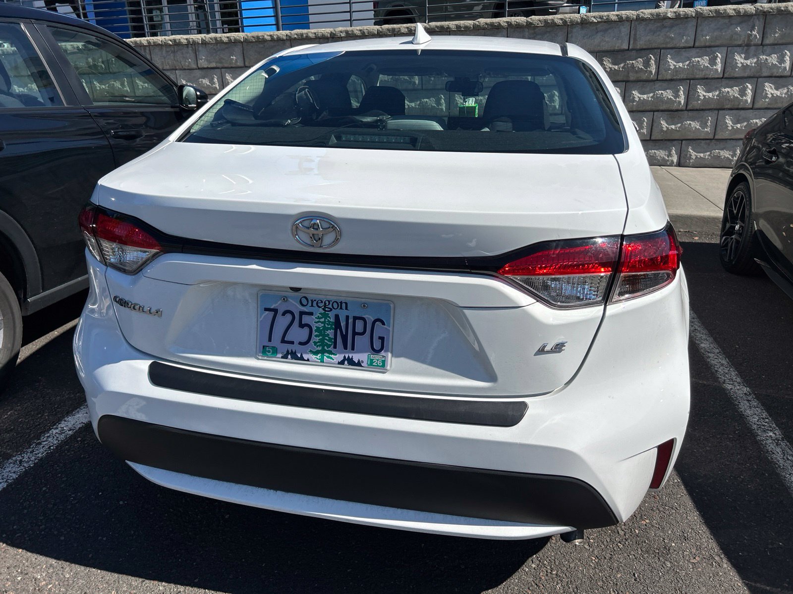 Used 2021 Toyota Corolla LE FWD image 6