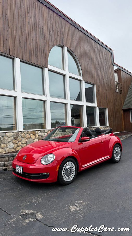Used 2014 Volkswagen Beetle 1.8T FWD image 30