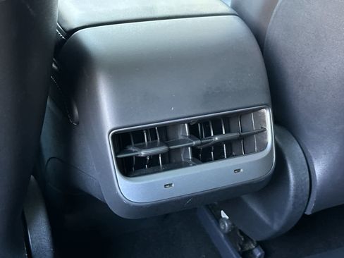 Used 2022 Tesla Model 3 Performance image 14