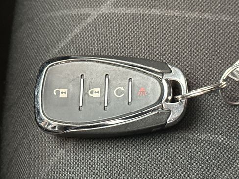 Used 2019 Chevrolet Trax LT w/ LT Convenience Package image 35