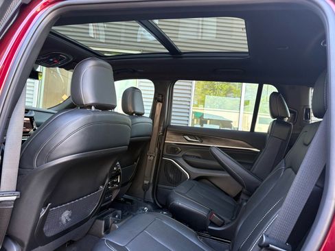 New 2026 Jeep Grand Cherokee L Limited AWD/4WD image 34