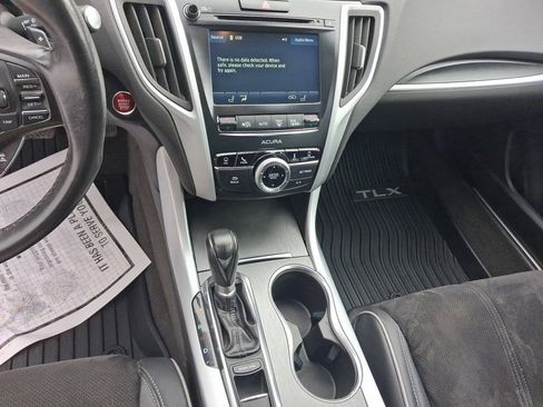 Used 2019 Acura TLX 2.4L Tech & A-Spec Pkgs image 37