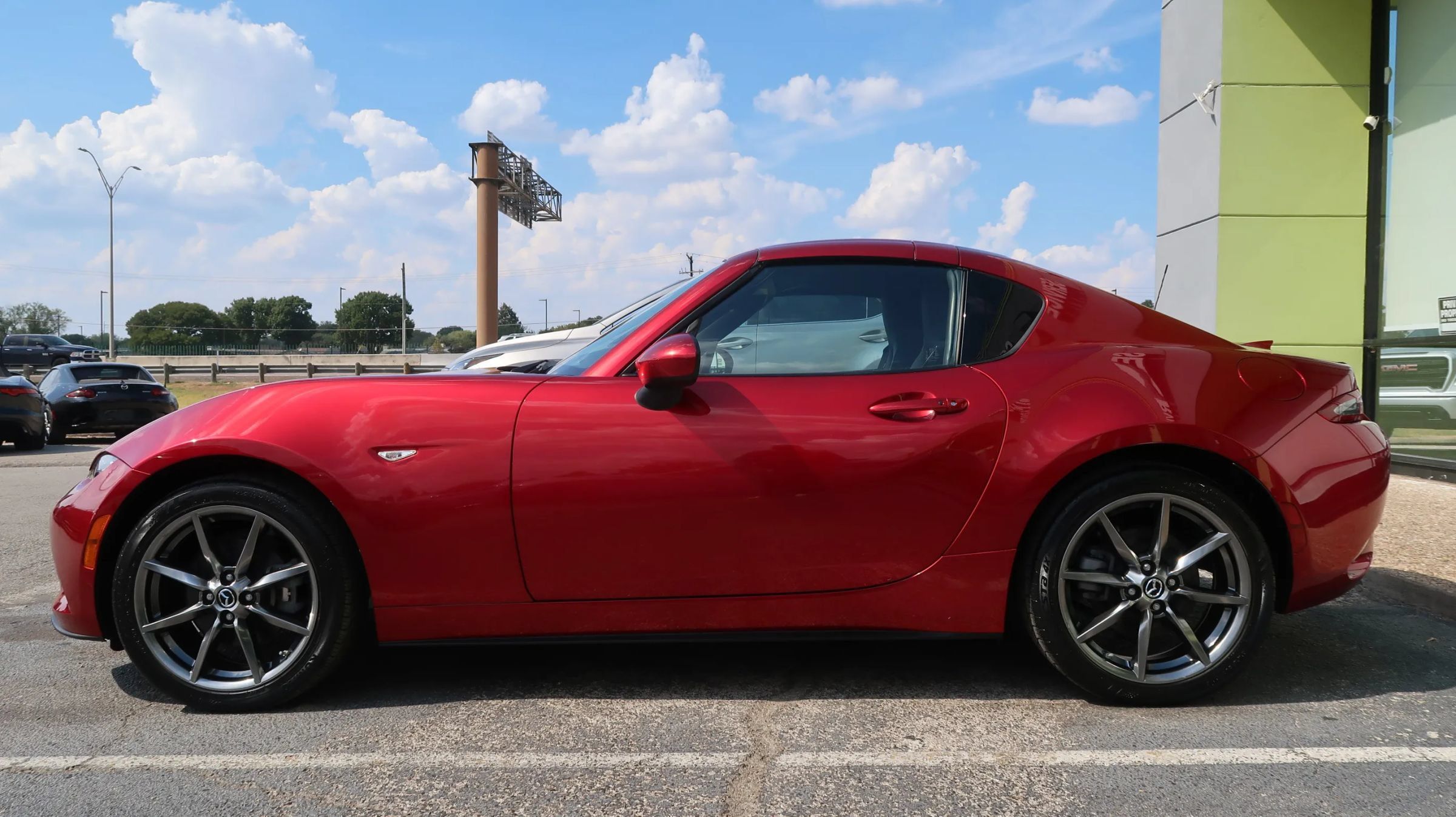 Used 2019 MAZDA MX-5 Miata RF Grand Touring RWD image 7