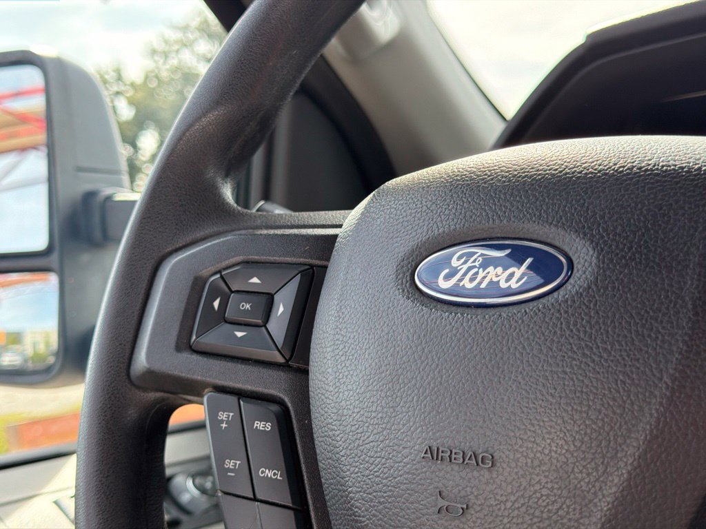 Used 2020 Ford F250 XL w/ STX Appearance Package AWD/4WD image 25