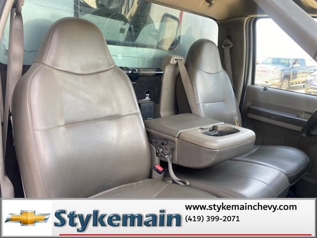 Used 2008 Ford F550 4x4 Regular Cab Super Duty image 33