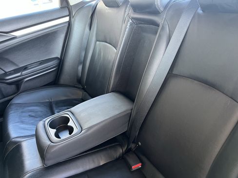 Used 2019 Honda Civic EX-L image 17