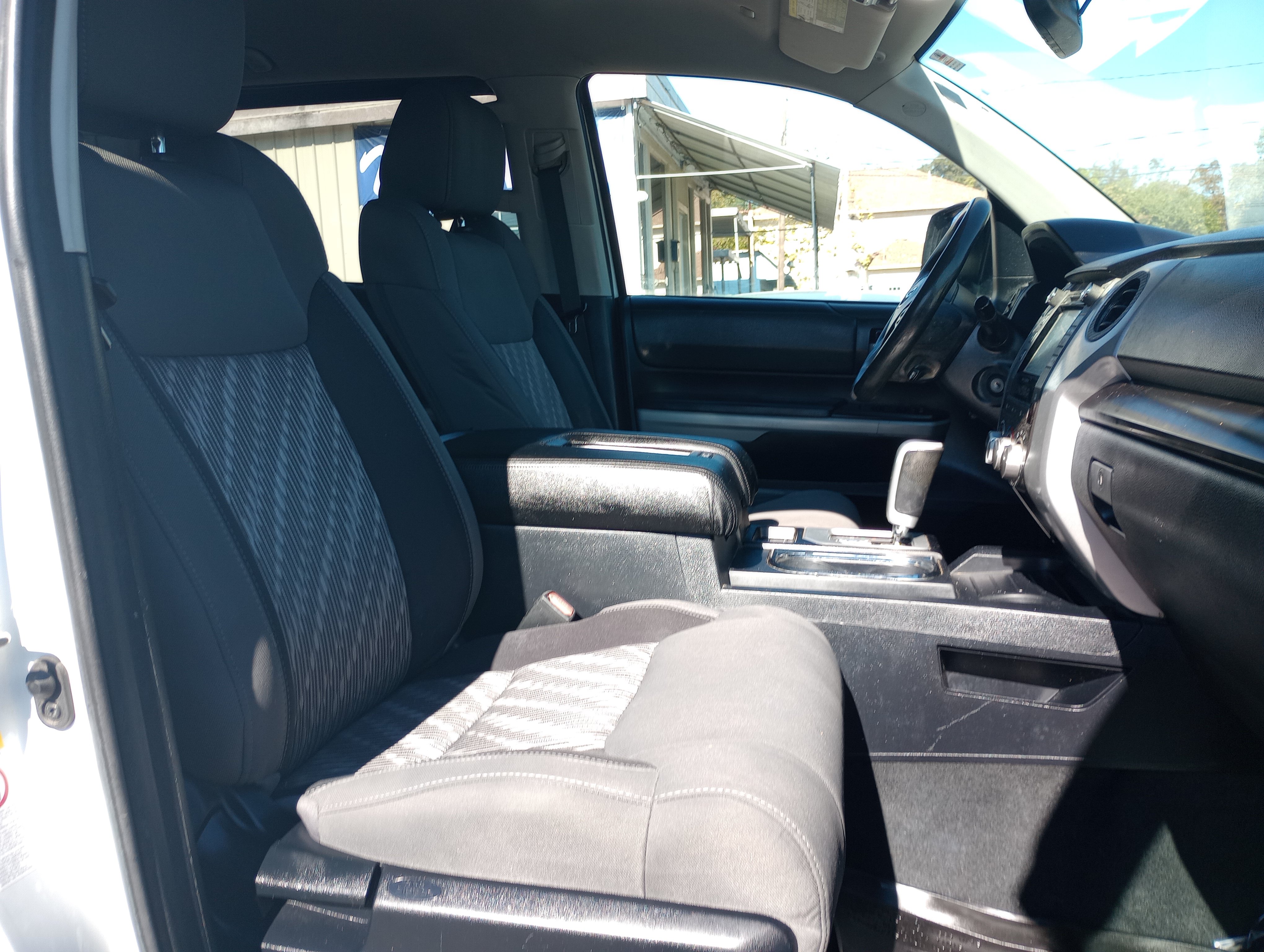 Used 2019 Toyota Tundra SR5 w/ SR5 Upgrade Package RWD image 14