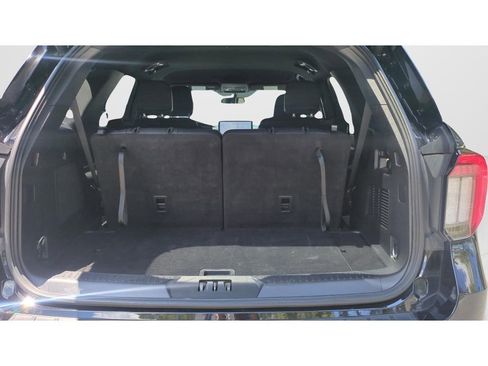 Used 2025 Ford Explorer ST-Line AWD/4WD image 9