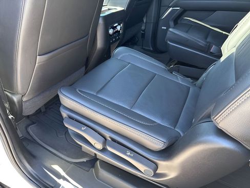 Used 2021 GMC Yukon Denali image 20