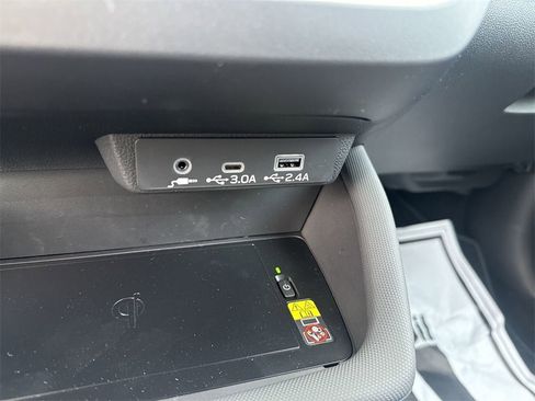 New 2026 Subaru Forester Premium image 33