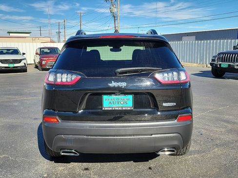 Used 2022 Jeep Cherokee Latitude Lux image 4