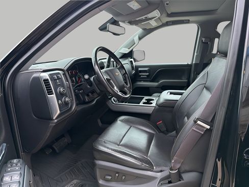 Used 2017 Chevrolet Silverado 1500 LTZ Z71 w/ LTZ Plus Package image 13