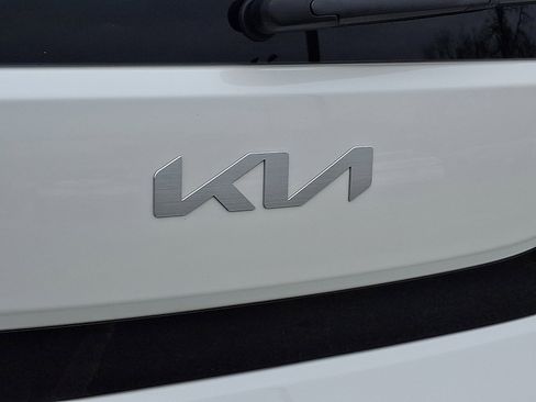 Used 2025 Kia Soul LX image 29