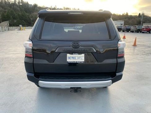 Certified 2023 Toyota 4Runner TRD Off-Road Premium image 11