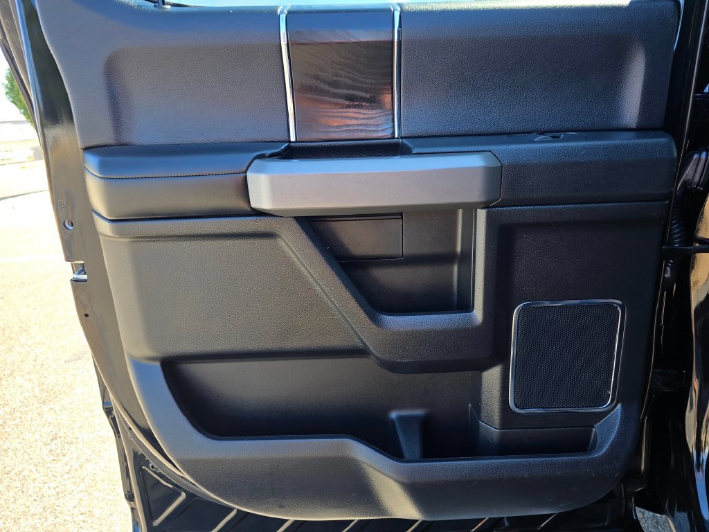 Used 2018 Ford F150 Platinum w/ Max Trailer Tow Package AWD/4WD image 14