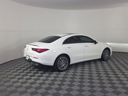 Used 2025 Mercedes-Benz CLA 250 image 7