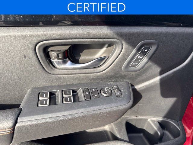 Used 2025 Honda Pilot TrailSport image 17