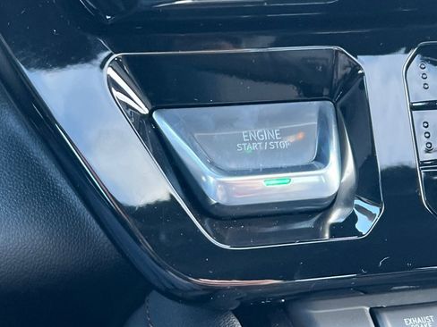 New 2026 GMC Sierra 3500 AT4 w/ AT4 Premium Plus Package image 19