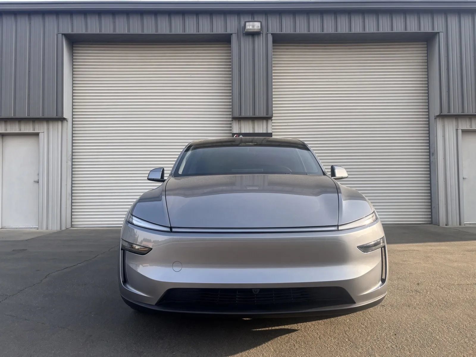 Used 2026 Tesla Model Y AWD image 1