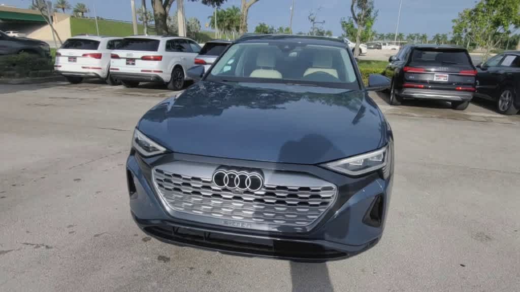 Certified 2024 Audi Q8 e-tron Premium AWD/4WD image 3