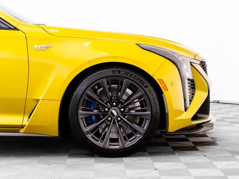 Certified 2025 Cadillac CT5 V Blackwing w/ Carbon Fiber 2 Package RWD image 38