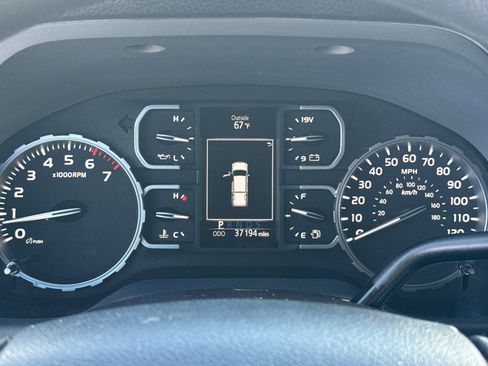 Certified 2018 Toyota Tundra SR5 image 21