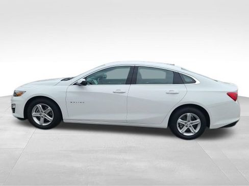 Used 2024 Chevrolet Malibu LS w/ LPO, Floor Liner Package FWD image 6