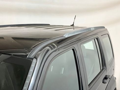 Used 2012 Jeep Liberty Sport image 22