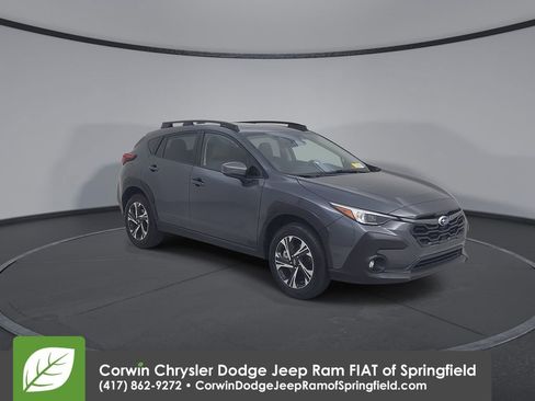 Used 2024 Subaru Crosstrek 2.0i Premium image 3
