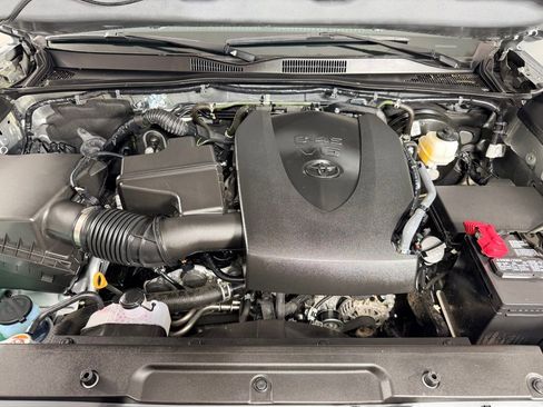 Used 2023 Toyota Tacoma SR5 w/ SX Package image 33