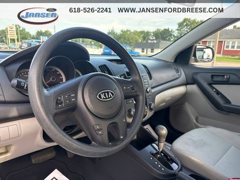 Used 2010 Kia Forte EX FWD image 12