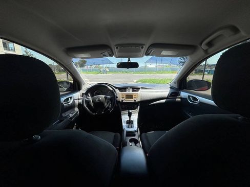 Used 2014 Nissan Sentra SR w/ SR Driver Package FWD image 21