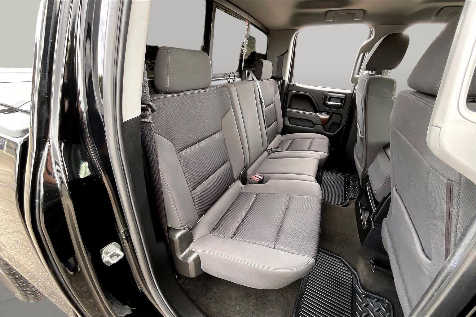 Used 2018 GMC Sierra 1500 SLE w/ SLE Value Package AWD/4WD image 18