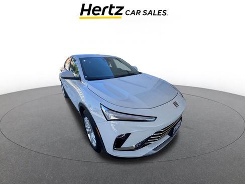 Used 2025 Buick Envista Preferred image 1