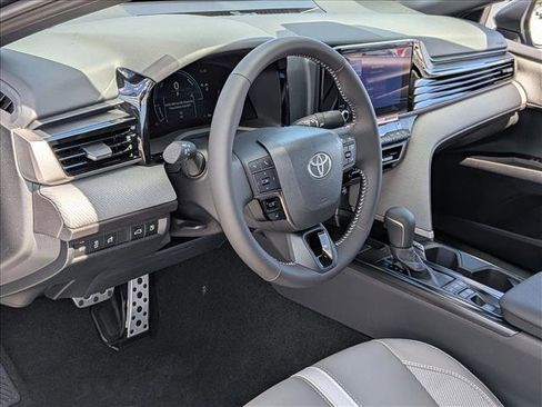 New 2026 Toyota Camry SE image 3