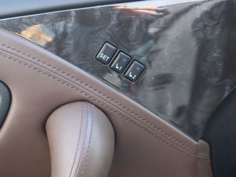 Used 2024 Nissan Armada Platinum w/ Captain's Chairs Package image 20