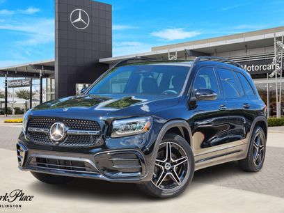 New 2025 Mercedes-Benz GLB 250